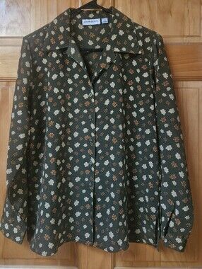 Claudia Richard Vintage Green Button Down Shirt With Autumn Floral